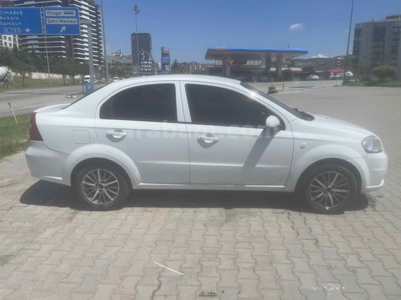 HATASIZ 1 PARÇA LOKAL BOYALI SEDAN OTOMATİK AVEO 