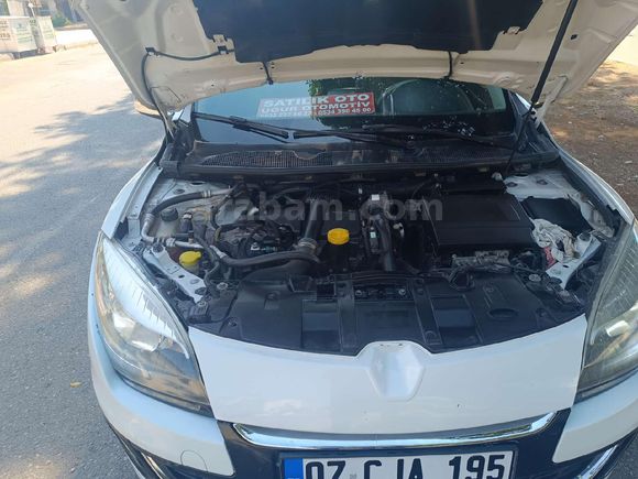 Galeriden Renault Megane 1.5 dCi Privilege 2012 Model Antalya