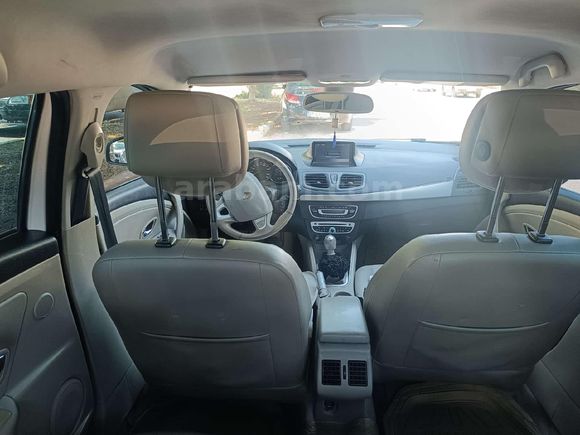 Galeriden Renault Megane 1.5 dCi Privilege 2012 Model Antalya