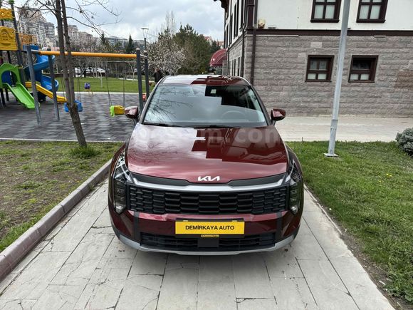 KIA SPORTAGE LİVE 1.6 TGDI SIFIR AYARINDA HATASIZ BOYASIZ