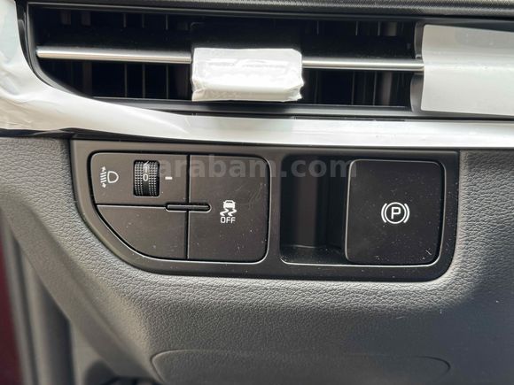 KIA SPORTAGE LİVE 1.6 TGDI SIFIR AYARINDA HATASIZ BOYASIZ
