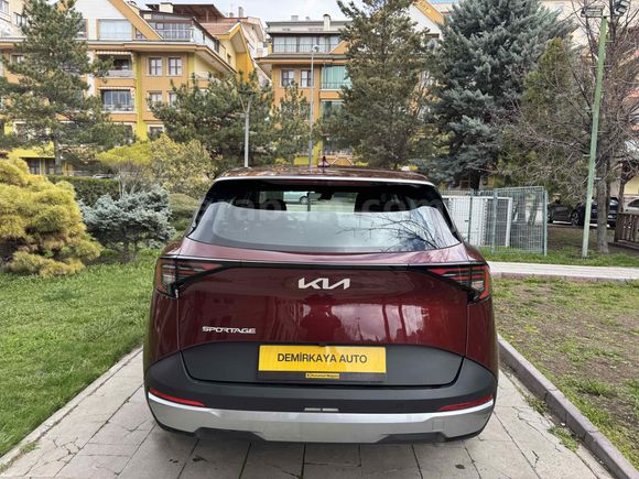 KIA SPORTAGE LİVE 1.6 TGDI SIFIR AYARINDA HATASIZ BOYASIZ