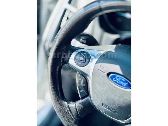 Sahibinden Ford Focus 1.6 TDCi Titanium 2012 Model 
