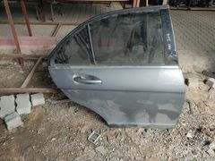 2010 Mercedes Benz w204 sağ arka kapı