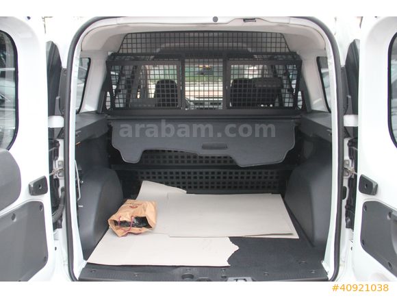 ENCAR'DAN 2023 EXPRESS COMBİ 48.700KM İLK ELDEN BOYASIZ %20FATUR