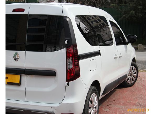ENCAR'DAN 2023 EXPRESS COMBİ 48.700KM İLK ELDEN BOYASIZ %20FATUR