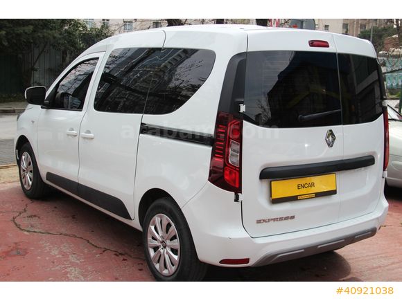 ENCAR'DAN 2023 EXPRESS COMBİ 48.700KM İLK ELDEN BOYASIZ %20FATUR