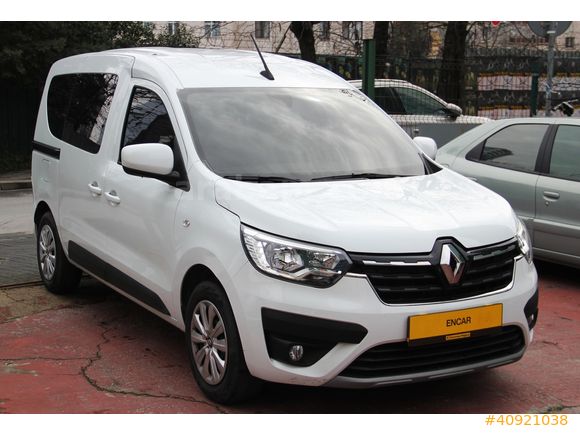 ENCAR'DAN 2023 EXPRESS COMBİ 48.700KM İLK ELDEN BOYASIZ %20FATUR