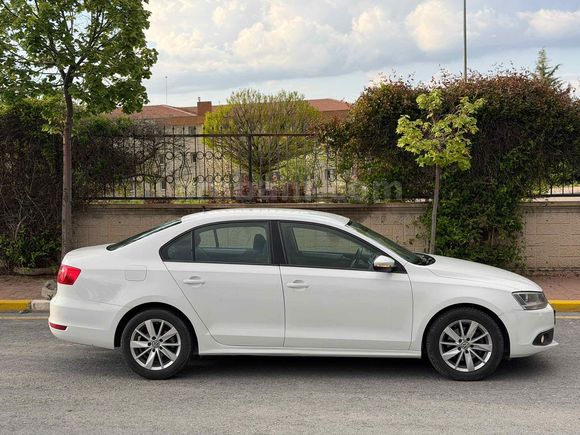 Sahibinden Volkswagen Jetta 1.6 TDi Trendline 2014 Model 