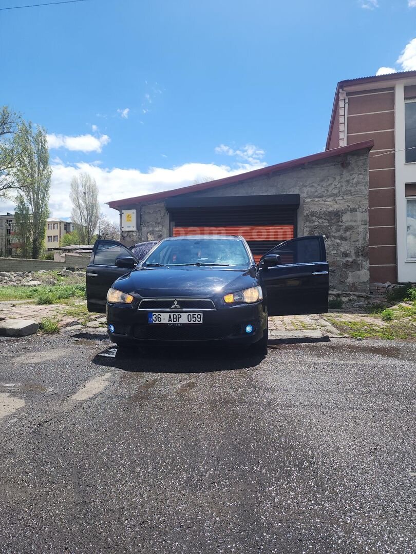 Sahibinden Mitsubishi Lancer 1.5 Invite 2009 Model 2