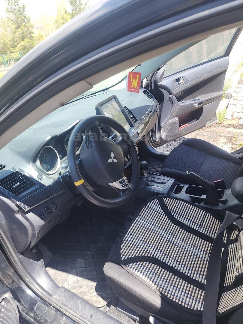 Sahibinden Mitsubishi Lancer 1.5 Invite 2009 Model 5