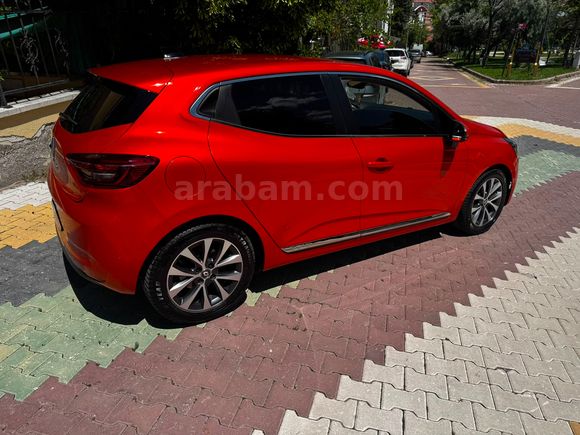 HATASIZ BOYASIZ TRAMERSİZ 53 000 KMDE SIFIR KOKUSU ÜZERİNDE