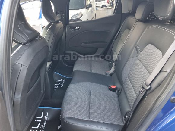 DELİL'DEN 2021 MODEL 30 BİNDE HATASIZ SERVİS BAKIMLI ICON PAKET