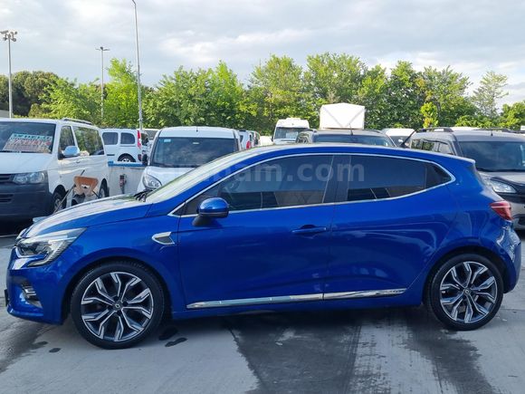 DELİL'DEN 2021 MODEL 30 BİNDE HATASIZ SERVİS BAKIMLI ICON PAKET