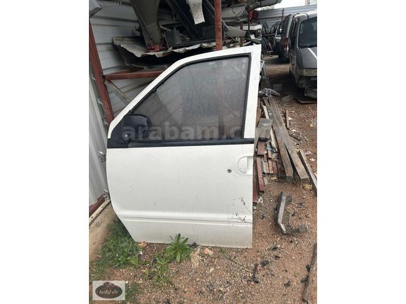 Nissan vanette sol ön kapı
