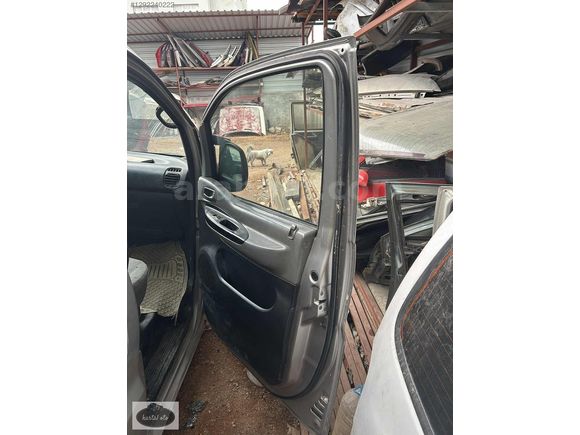 hyundai starex sağ kapı