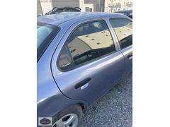 Ford mondeo sağ arka kapı