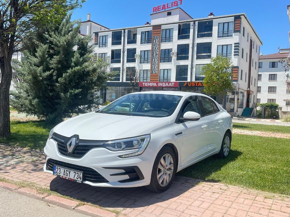 Sahibinden Renault Megane 1.5 Blue DCI Joy 2022 Model