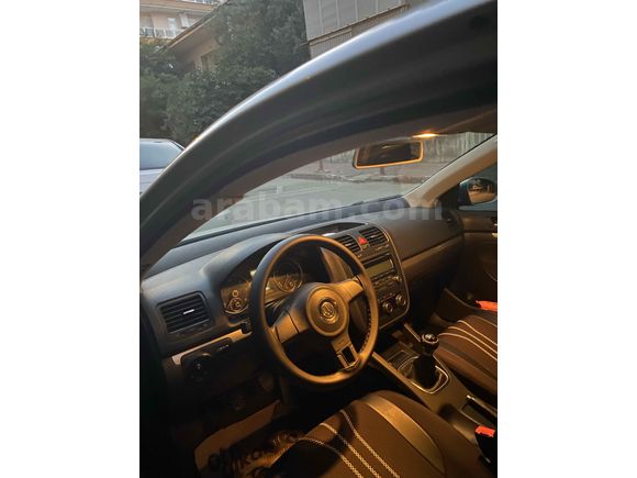 Sahibinden Volkswagen Jetta 1.6 TDi Primeline 2011 Model 