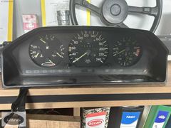Mercedes W124 kasa gösterge paneli