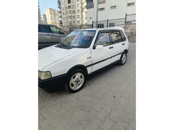 Sahibinden Fiat Uno 70 S 2000 Model  245.000 km Beyaz