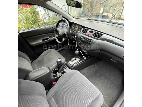 Sahibinden Mitsubishi Lancer 1.6 Invite 2005 Model 