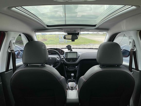 Peugeot 2008 1.2 PURETECH GT Line 2016 Model Kırmızı