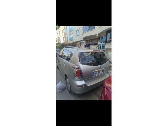 2. Sahibinden Toyota Corolla elegant Verso 1.6 2004 Model