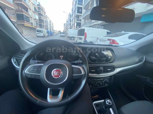 Sahibinden Fiat Egea 1.4 Fire Street 2020 Model  62.500 km Füme