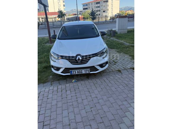 Sahibinden Renault Megane 1.5 Blue DCI Touch 2020 Model 