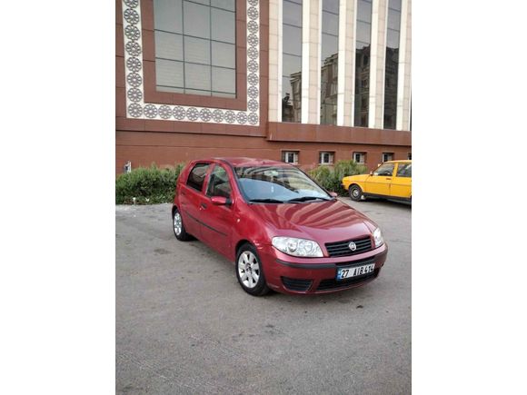 Sahibinden Fiat Punto 1.3 Multijet Dynamic 2005 Model  300.000 km Bordo