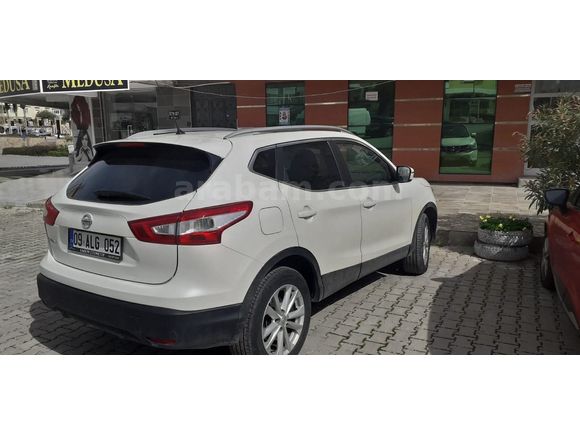 Sahibinden Nissan Qashqai 1.6 dCi Sky Pack 2017 Model 