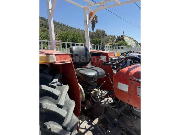 Galeriden Massey Ferguson 240 Muğla