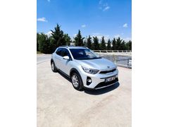Sahibinden Kia Stonic kapalı garaj arabası