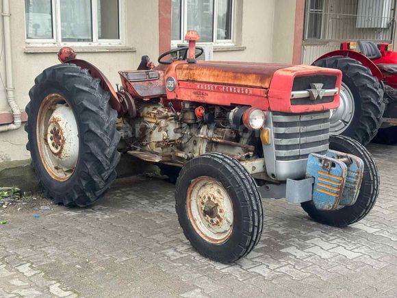 Galeriden Massey Ferguson 135 Muğla