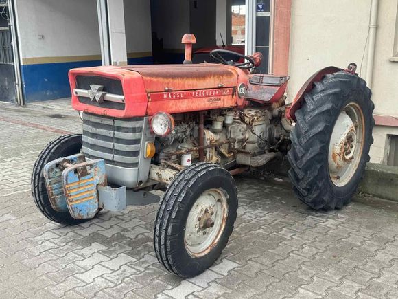 Galeriden Massey Ferguson 135 Muğla