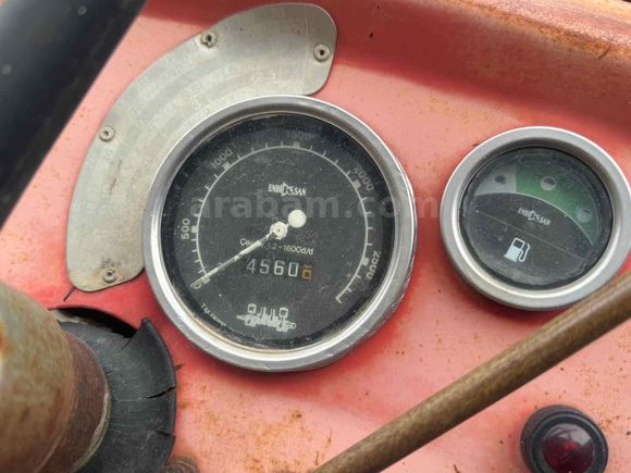 Galeriden Massey Ferguson 135 Muğla