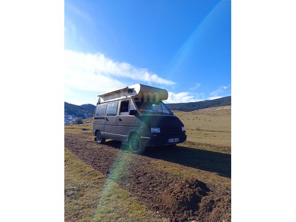 RENAULT TRAFİC MK1 T1100 KARAVAN