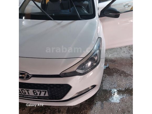 Sahibinden Hyundai i20 1.4 CRDi Style 2015 Model Adıyaman