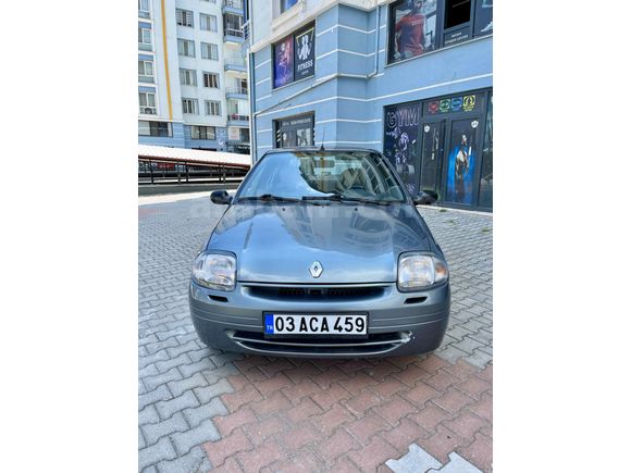 Sahibinden Renault Clio 1.4 RNA 2000 Model 