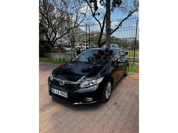 Sahibinden Honda Civic 1.6i VTEC Eco Elegance 2014 Model 