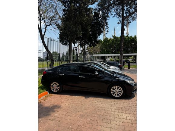 Sahibinden Honda Civic 1.6i VTEC Eco Elegance 2014 Model 
