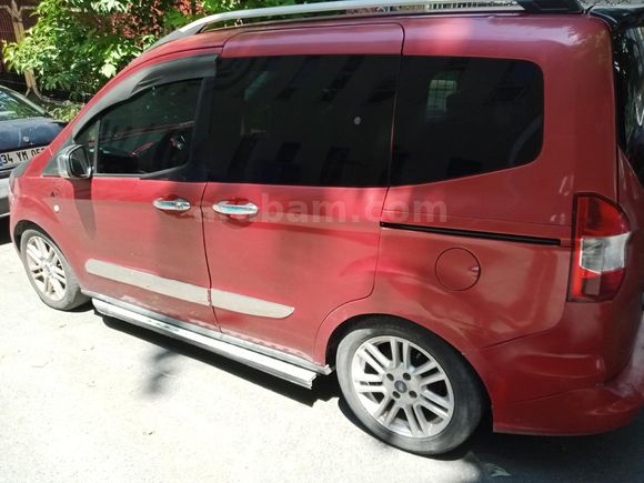 Sahibinden Ford Tourneo Courier 1.6 TDCi Titanium 2015 Model