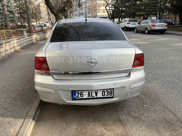 2011 Opel Astra 1.6 Enjoy 111.Yıl   KM:109.000