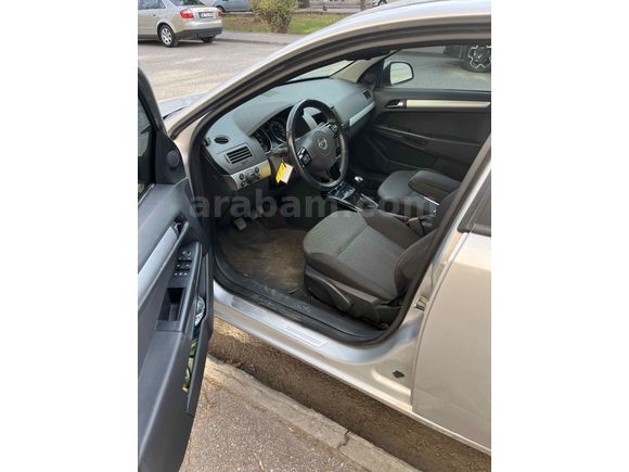 2011 Opel Astra 1.6 Enjoy 111.Yıl   KM:109.000