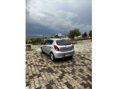 Sahibinden Hyundai i20 1.4 CRDi Jump 2013 Model Gaziantep 205.000 km Gri (Gümüş)