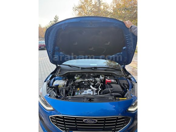 İlk sahibinden, boyasız, değişensiz 2023 Ford Focus Titanium
