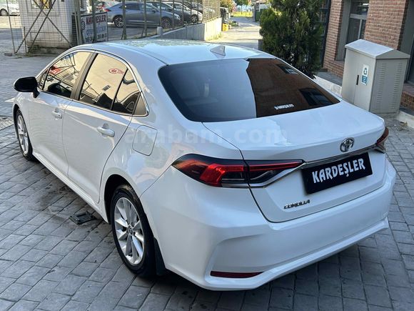 *2022 BOYASIZ-DEĞİŞENSİZ* TOYOTA COROLLA 1.5 DREAM 87,000 KM'DE