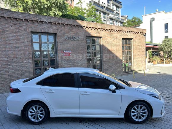 *2022 BOYASIZ-DEĞİŞENSİZ* TOYOTA COROLLA 1.5 DREAM 87,000 KM'DE