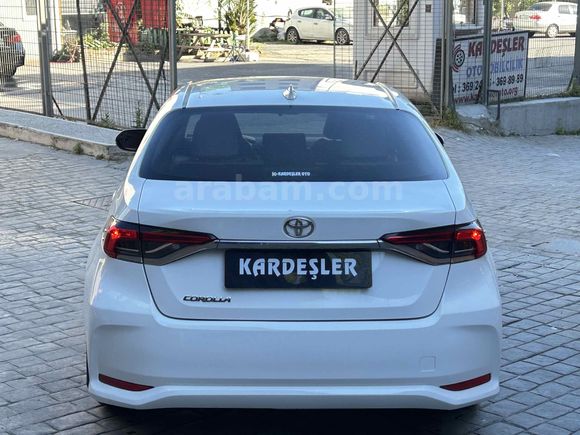*2022 BOYASIZ-DEĞİŞENSİZ* TOYOTA COROLLA 1.5 DREAM 87,000 KM'DE